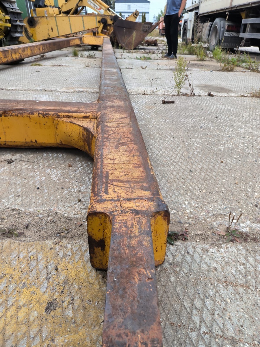 Стрела D355C Komatsu — фото 2